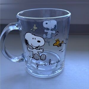 Peanuts Snoopy “GIVE HUGS” Woodstock 16 Oz. Clear Glass Mug New